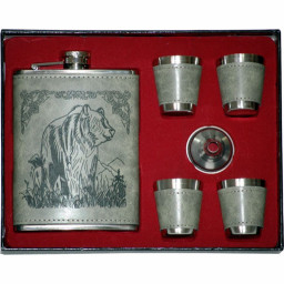 Набор Медведь: фляжка 240 мл и 4 стопки А08